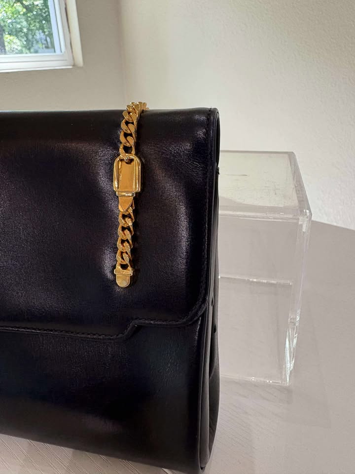 Gucci RARE Vintage Patent Clutch