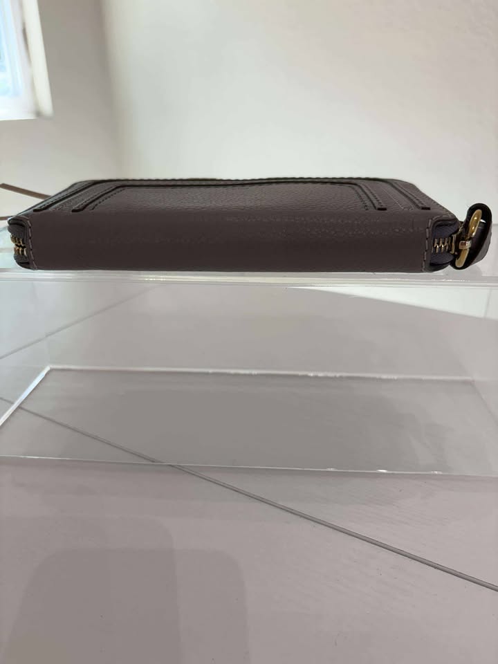 Chloé Grey Zippy Continental Wallet