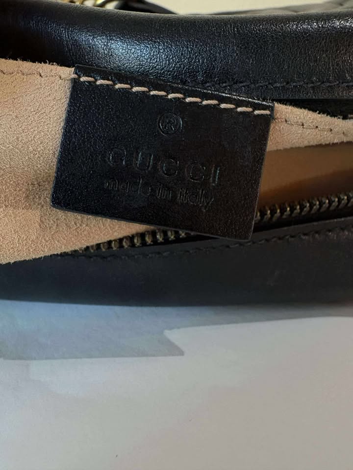 Gucci GG Marmont Small Camera Crossbody