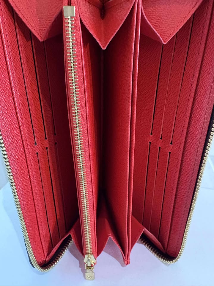 Louis Vuitton Monogram Zippy Poppy Wallet