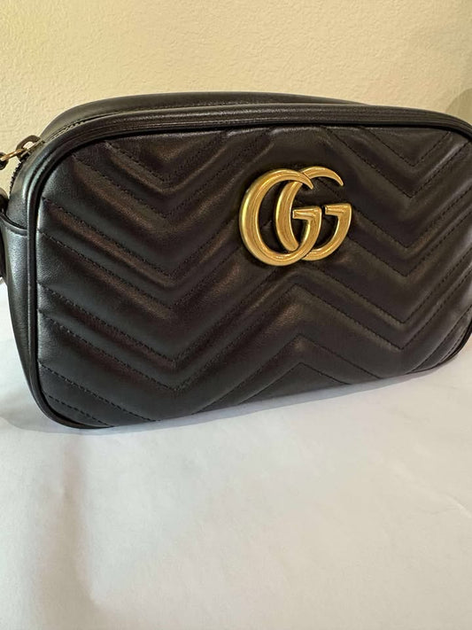 Gucci GG Marmont Small Camera Crossbody